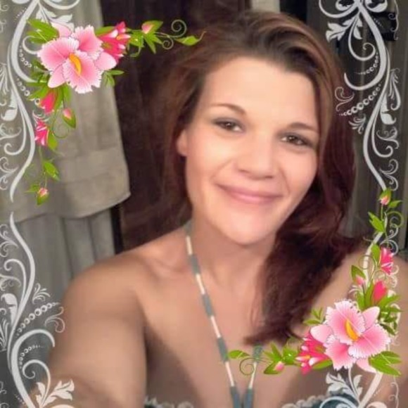 Meet your Posher, Jessica - Picture 1 of 1